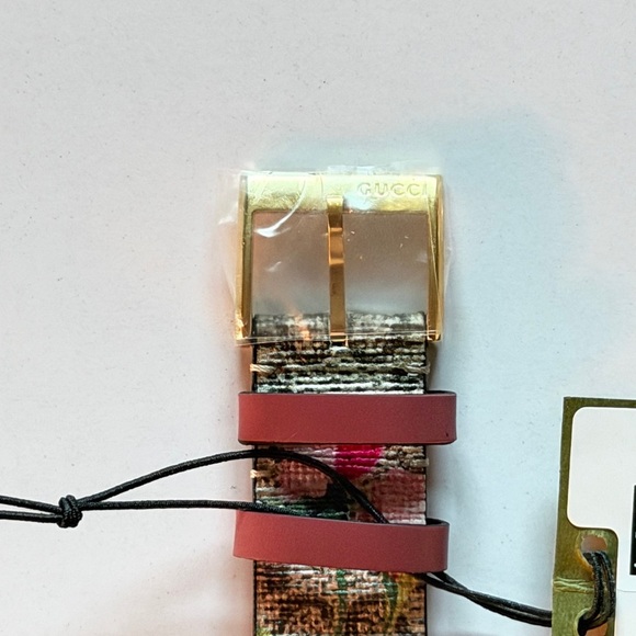 Gucci G Timeless Pink Blooms Print Dial Ladies Watch - Picture 5 of 11